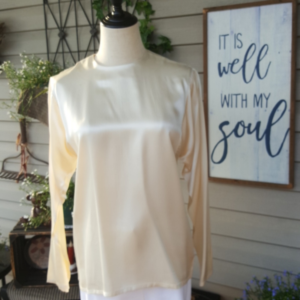 DESIGN ASSETS ♡ Gorgeous Vintage Shiny Cream Colored Silk Hi Neck Blouse 6